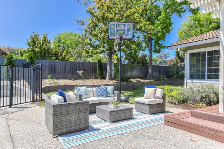 19772 Yuba Court, Saratoga, California 95070