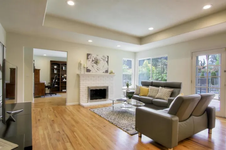 19772 Yuba Court, Saratoga, California 95070