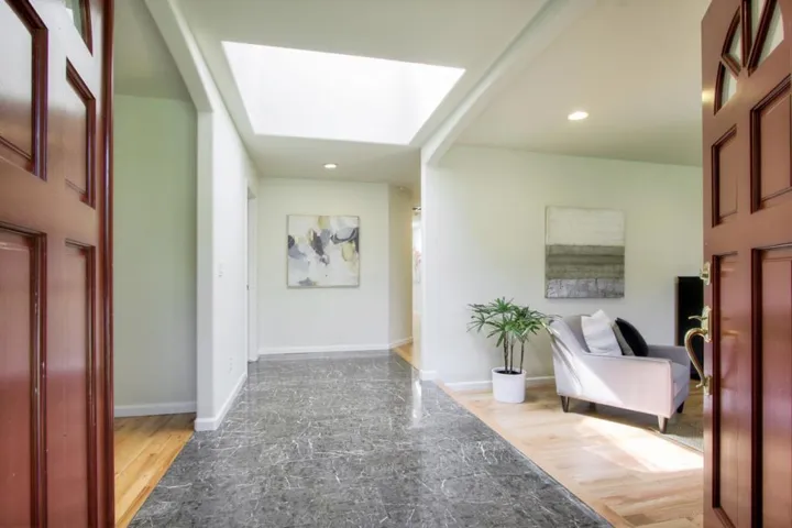 19772 Yuba Court, Saratoga, California 95070