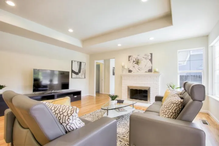 19772 Yuba Court, Saratoga, California 95070