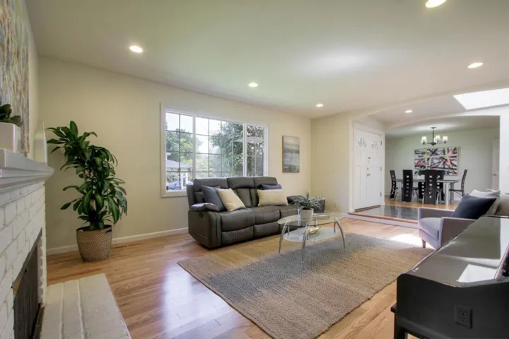 19772 Yuba Court, Saratoga, California 95070