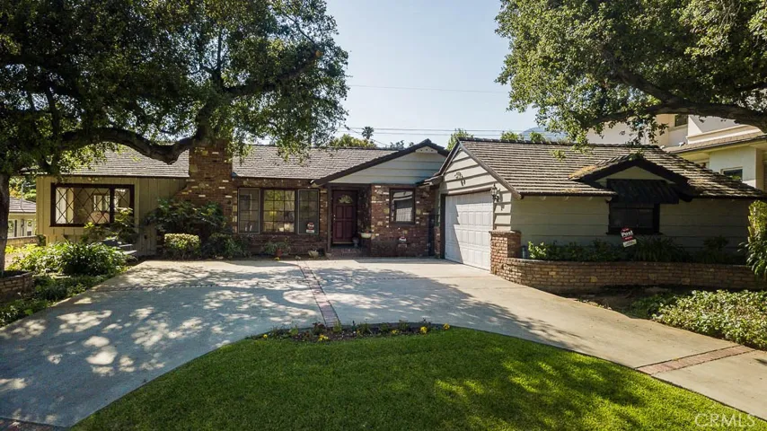 1709 Alta Oaks Drive, Arcadia, California 91006
