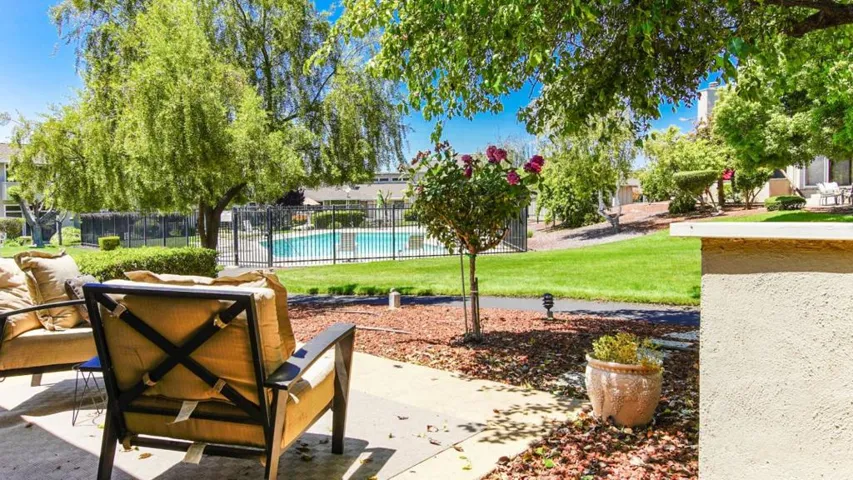 460 Ridgemark Drive, Hollister, California 95023