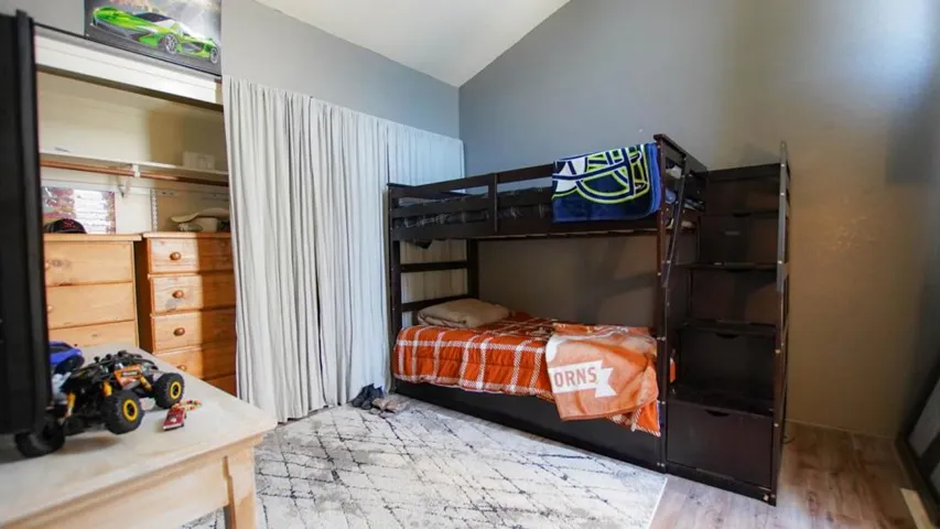 460 Ridgemark Drive, Hollister, California 95023