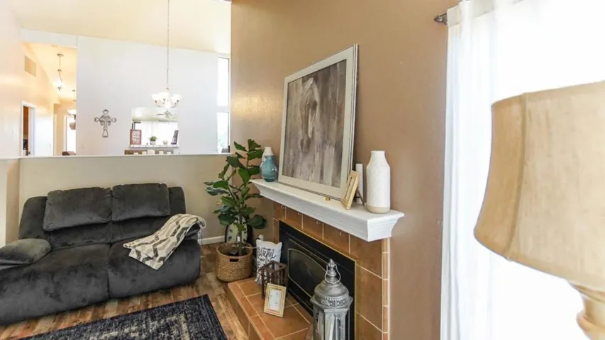 460 Ridgemark Drive, Hollister, California 95023