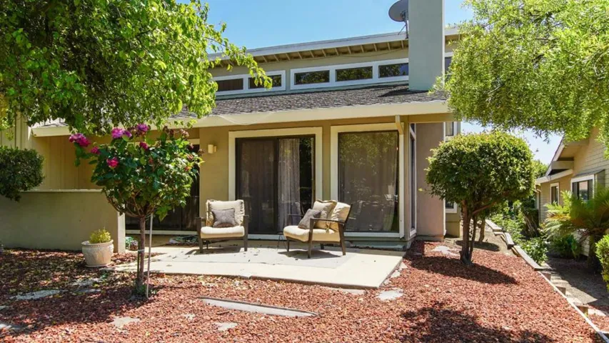 460 Ridgemark Drive, Hollister, California 95023