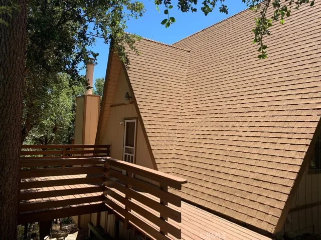 26569 Amador Lane, Lake Arrowhead, California 92352