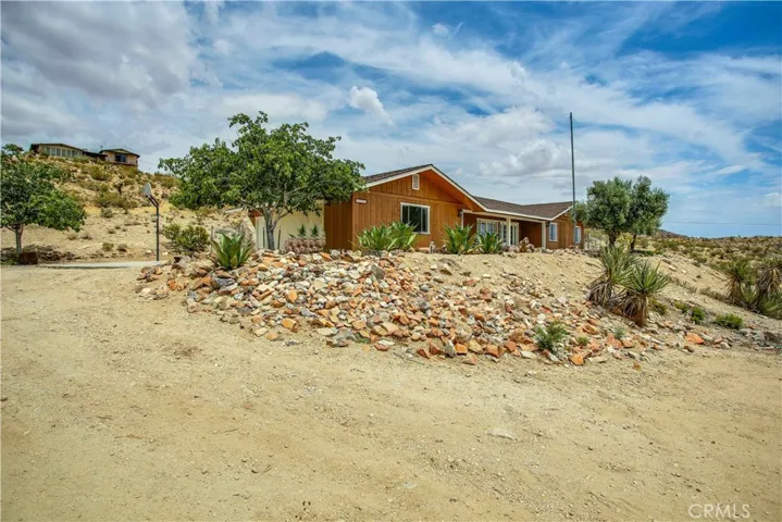 59878 Sun Oro Road, Yucca Valley, California 92284