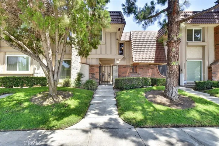 6929 Orangewood Avenue, Cypress, California 90630