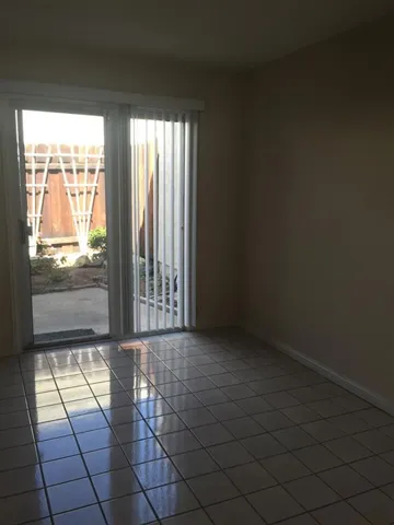 851 Del Mar Downs E, Solana Beach, California 92075
