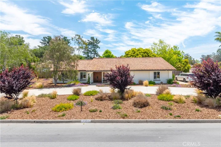 1351 La Quinta Drive, Nipomo, California 93444
