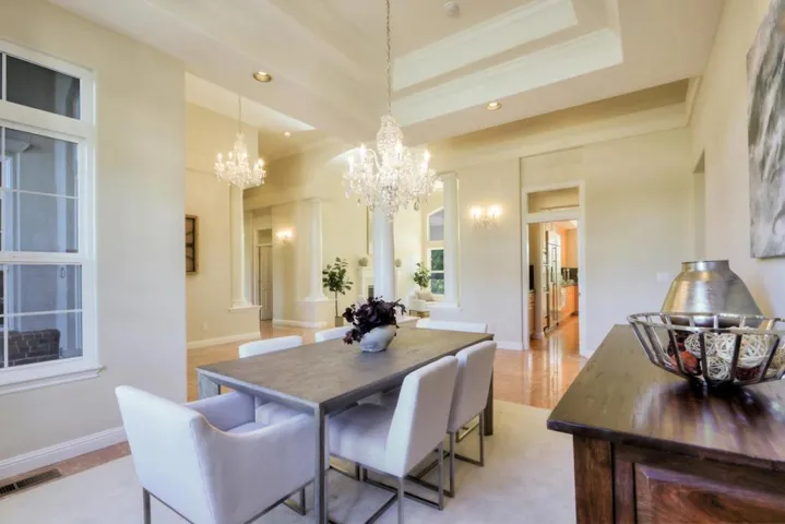 19288 Kerwin Ranch Court, Saratoga, California 95070