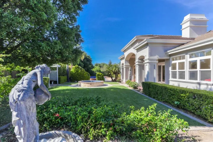 19288 Kerwin Ranch Court, Saratoga, California 95070