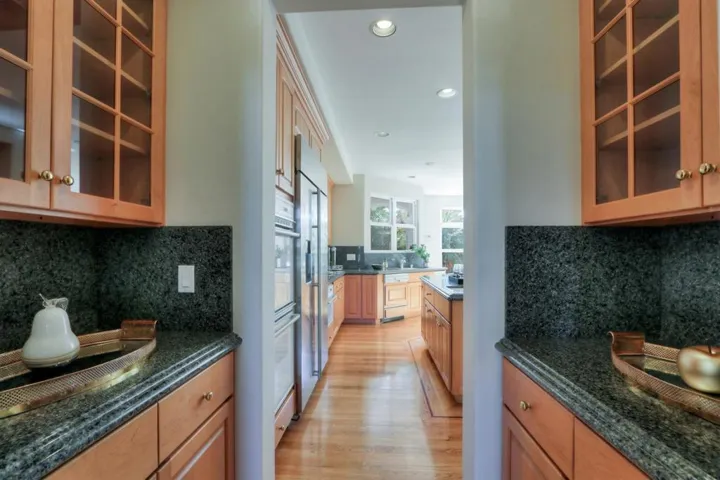 19288 Kerwin Ranch Court, Saratoga, California 95070