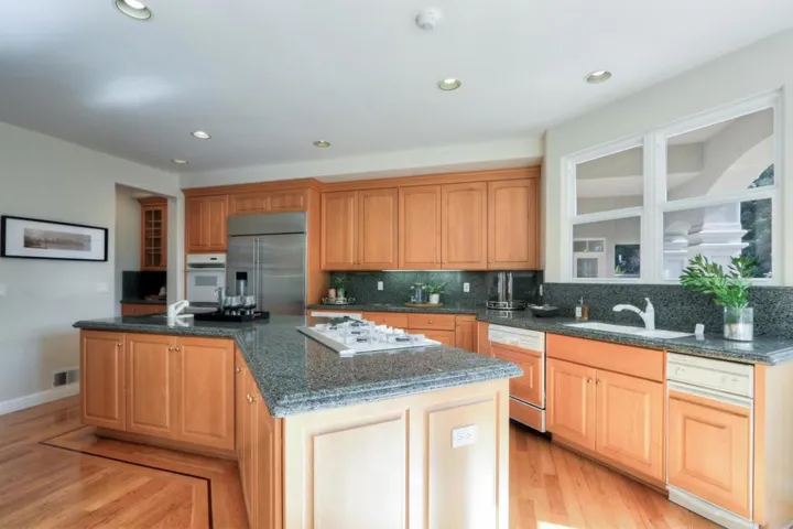 19288 Kerwin Ranch Court, Saratoga, California 95070