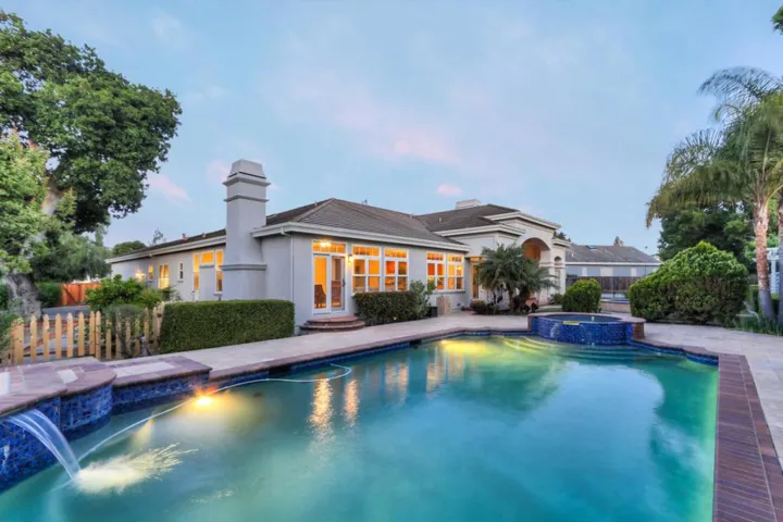 19288 Kerwin Ranch Court, Saratoga, California 95070