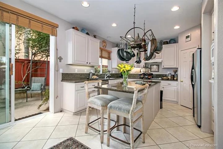 7380 Portage Way, Carlsbad, California 92011