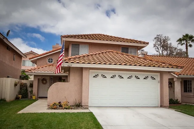 627 Thunder Glen, Escondido, California 92027