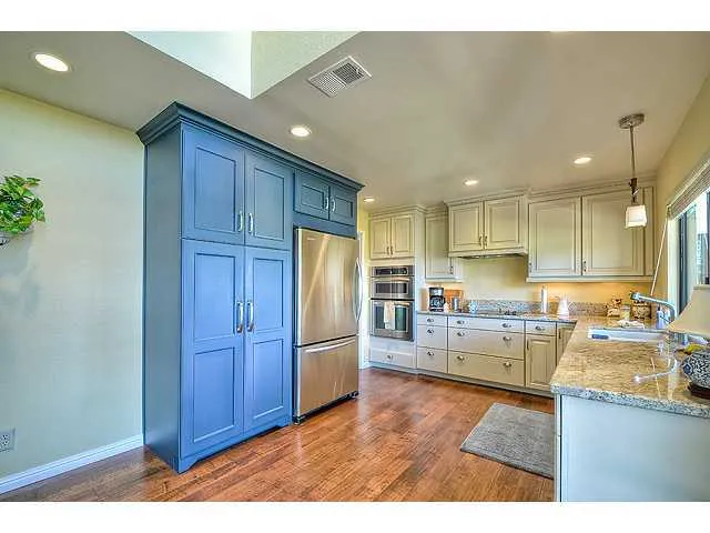 615 Camino Ynez Court, Solana Beach, California 92075