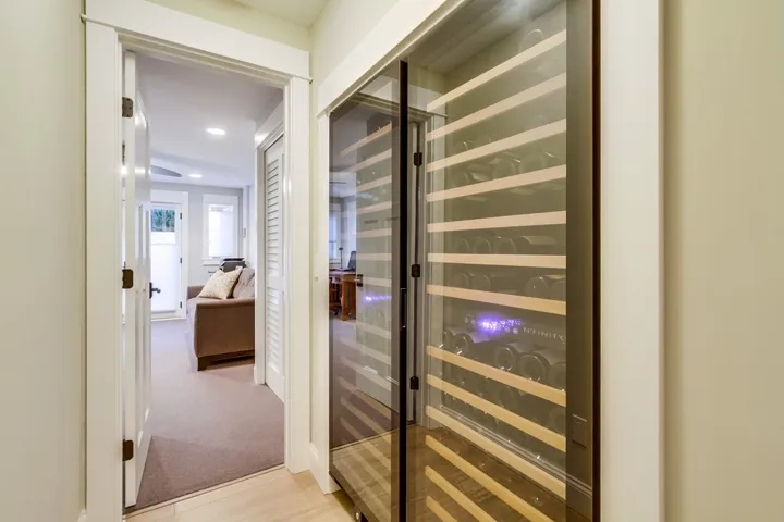 2104 Edinburg Avenue, Cardiff By The Sea, California 92007