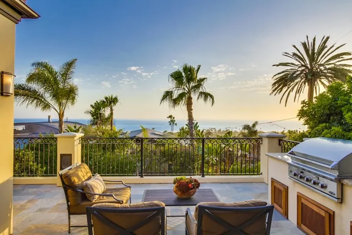 2104 Edinburg Avenue, Cardiff By The Sea, California 92007