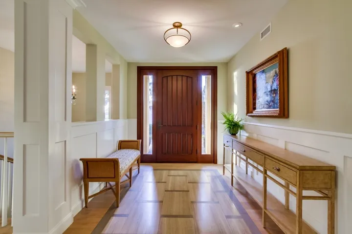 2104 Edinburg Avenue, Cardiff By The Sea, California 92007