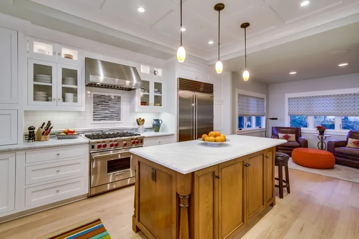 2104 Edinburg Avenue, Cardiff By The Sea, California 92007