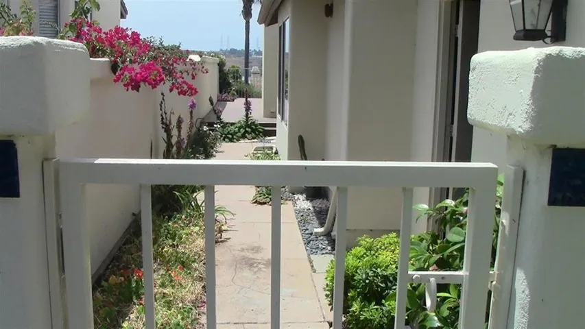 4817 Flying Cloud, Carlsbad, California 92008