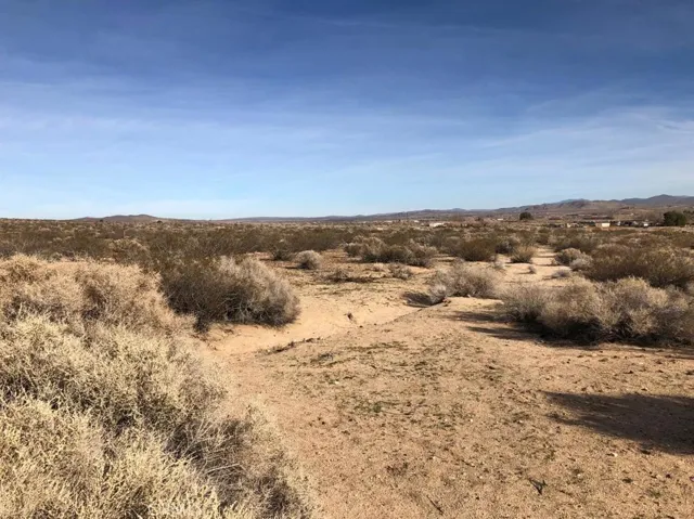 34676 Ranchito Road, Helendale, California 92342