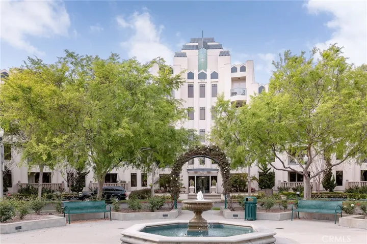 5625 Crescent Park W 323, Playa Vista, California 90094