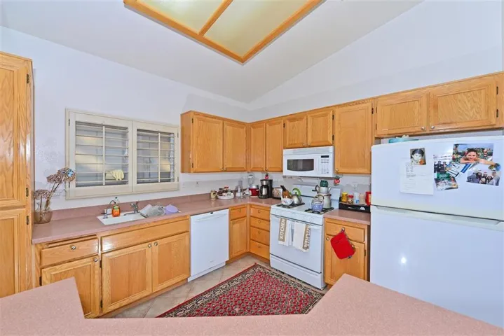 29619 Gracilior Drive, Escondido, California 92026