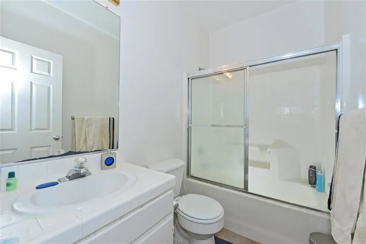 29619 Gracilior Drive, Escondido, California 92026