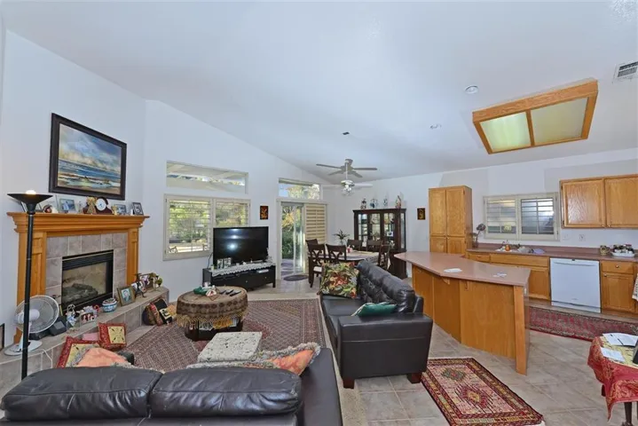 29619 Gracilior Drive, Escondido, California 92026