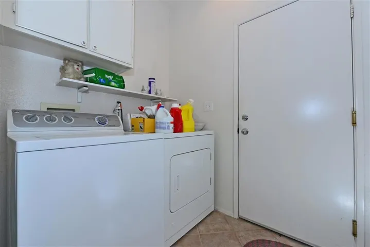 29619 Gracilior Drive, Escondido, California 92026