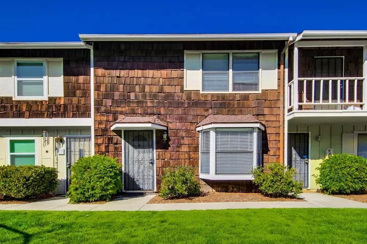 7831 Rancho Fanita Drive B, Santee, California 92071