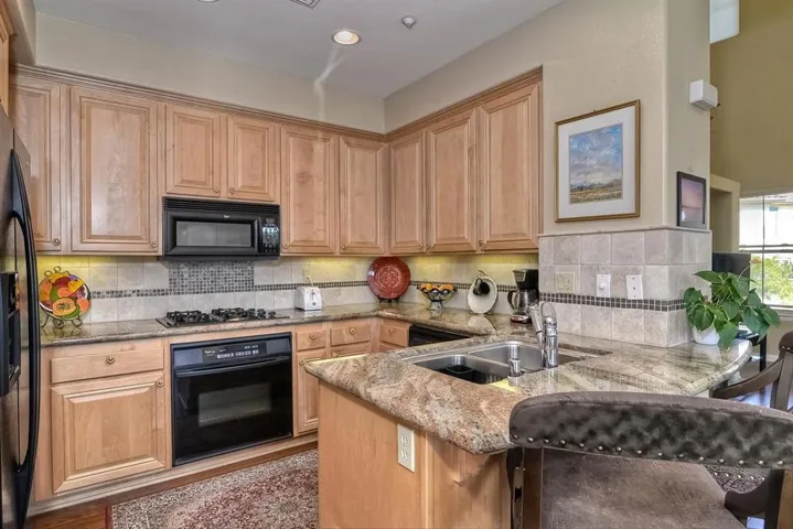 2608 Piantino Circle, San Diego, California 92108