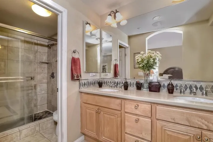 2608 Piantino Circle, San Diego, California 92108