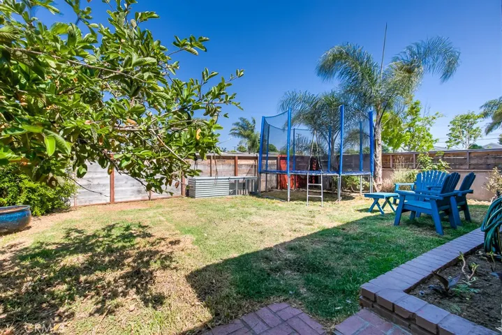 2115 Wallace Avenue, Costa Mesa, California 92627