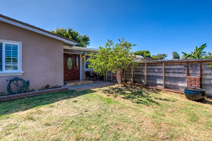2115 Wallace Avenue, Costa Mesa, California 92627