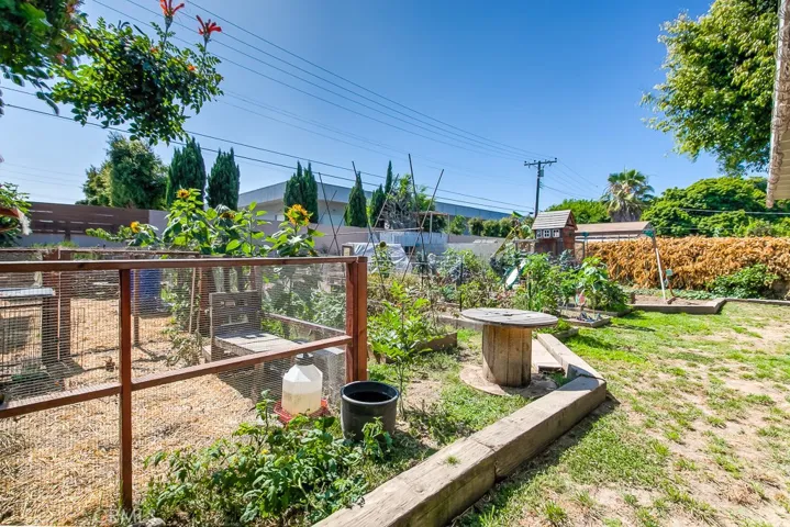2115 Wallace Avenue, Costa Mesa, California 92627