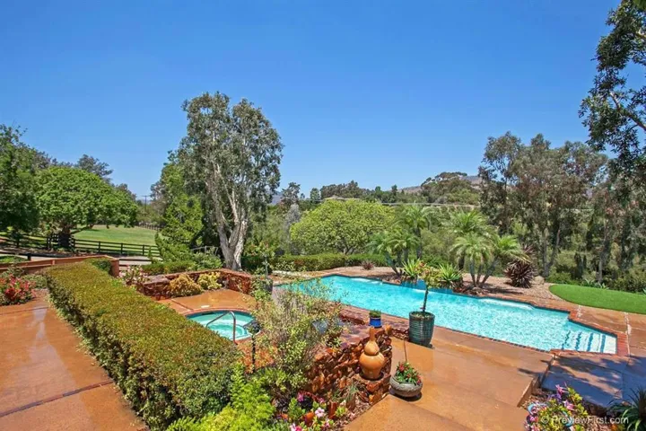 6911 El Camino Del Norte, Rancho Santa Fe, California 92067