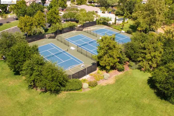 592 Apple Hill Dr, Brentwood, California 94513