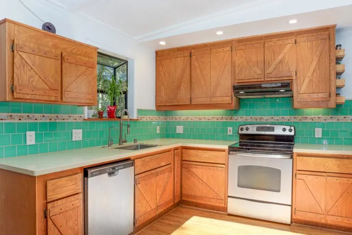 11660 Edgewood Drive, Felton, California 95018