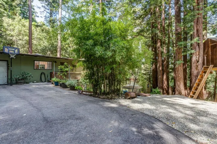 11660 Edgewood Drive, Felton, California 95018