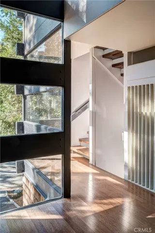 468 Old Toll Road, Lake Arrowhead, California 92352