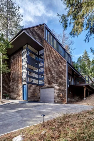 468 Old Toll Road, Lake Arrowhead, California 92352
