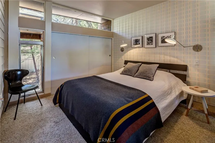 468 Old Toll Road, Lake Arrowhead, California 92352
