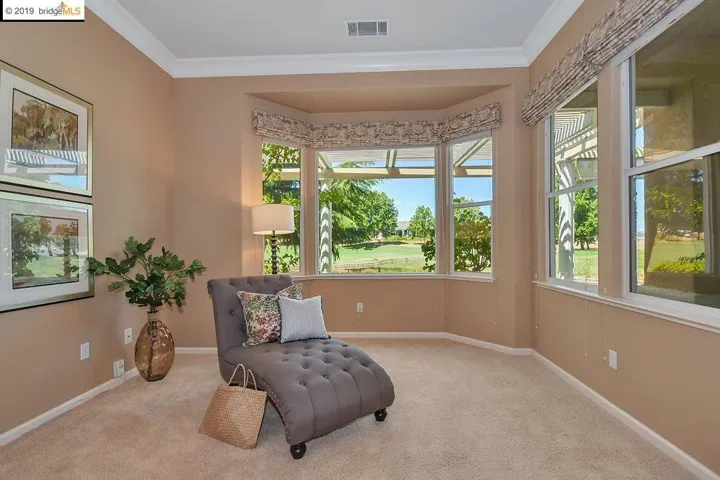 Master Bedroom Retreat with Views!