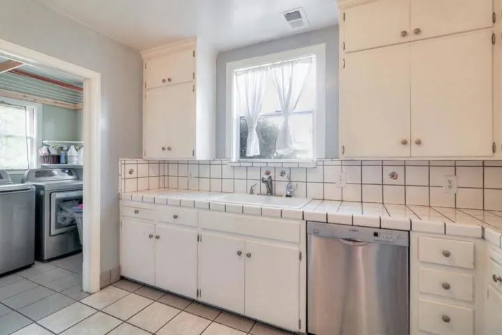 802 5th Street, Hollister, California 95023