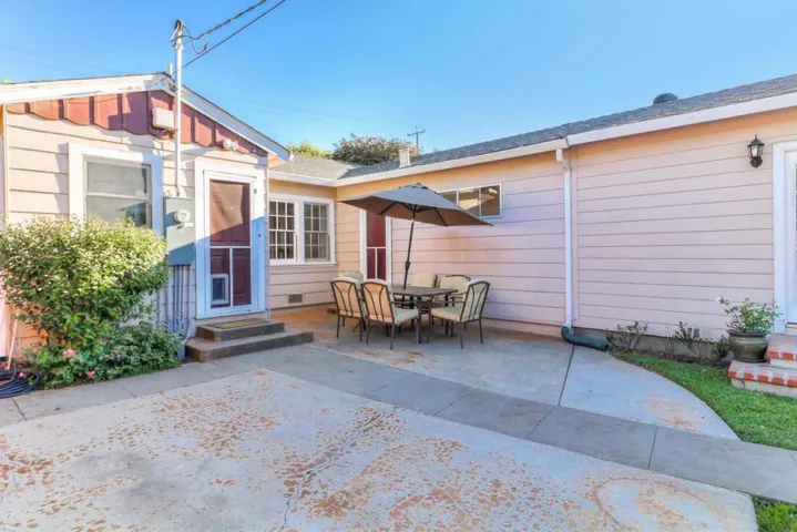 802 5th Street, Hollister, California 95023